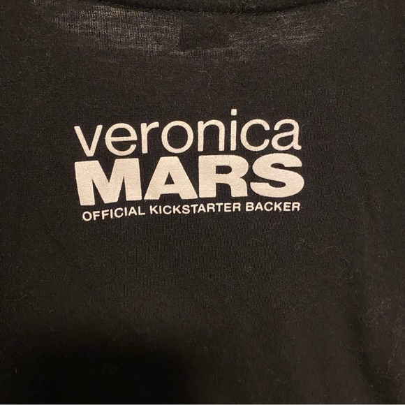 2 Veronica Mars T-shirts - Picture 7 of 12